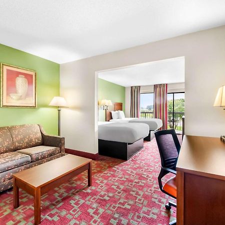 Quality Inn Selma - Smithfield Екстер'єр фото