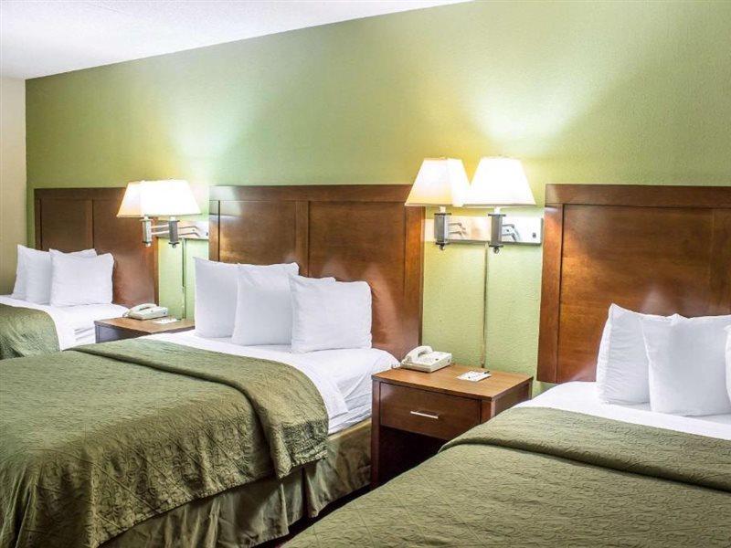 Quality Inn Selma - Smithfield Екстер'єр фото