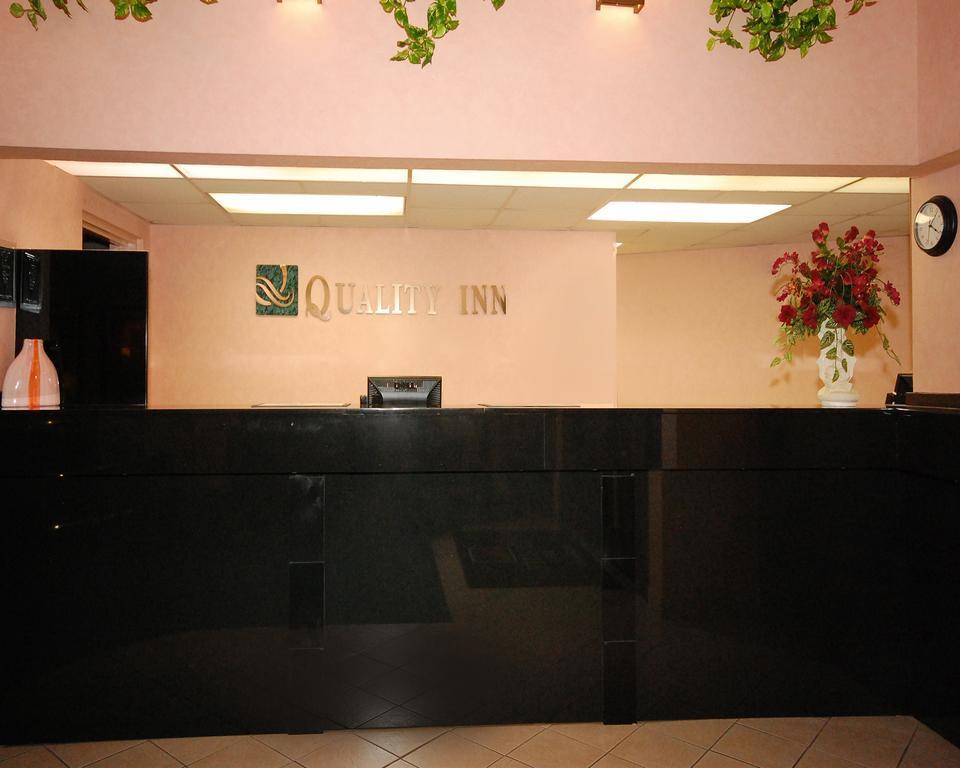 Quality Inn Selma - Smithfield Екстер'єр фото