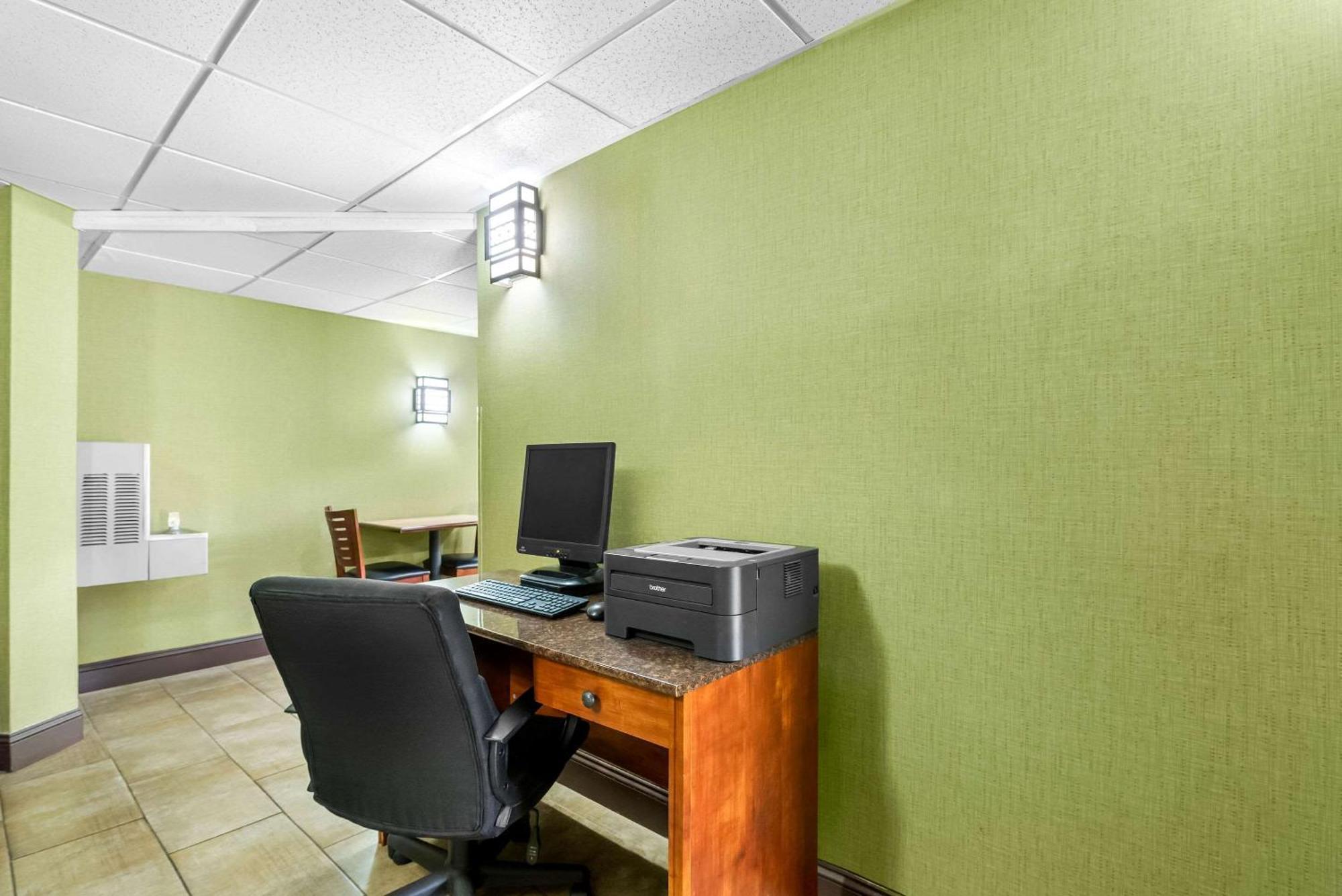 Quality Inn Selma - Smithfield Екстер'єр фото